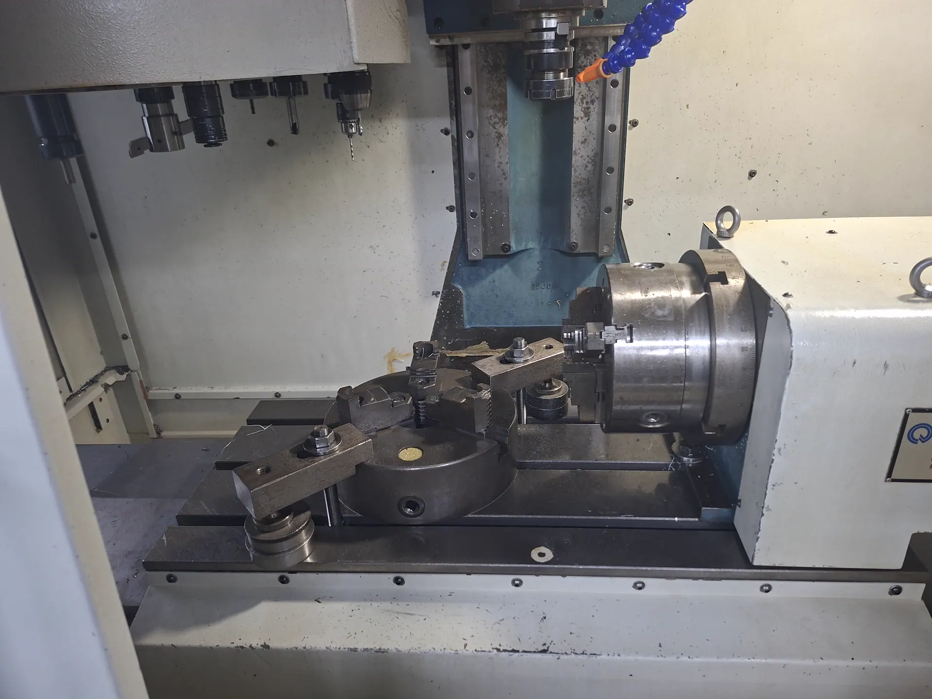Usinagem interna em máquina CNC